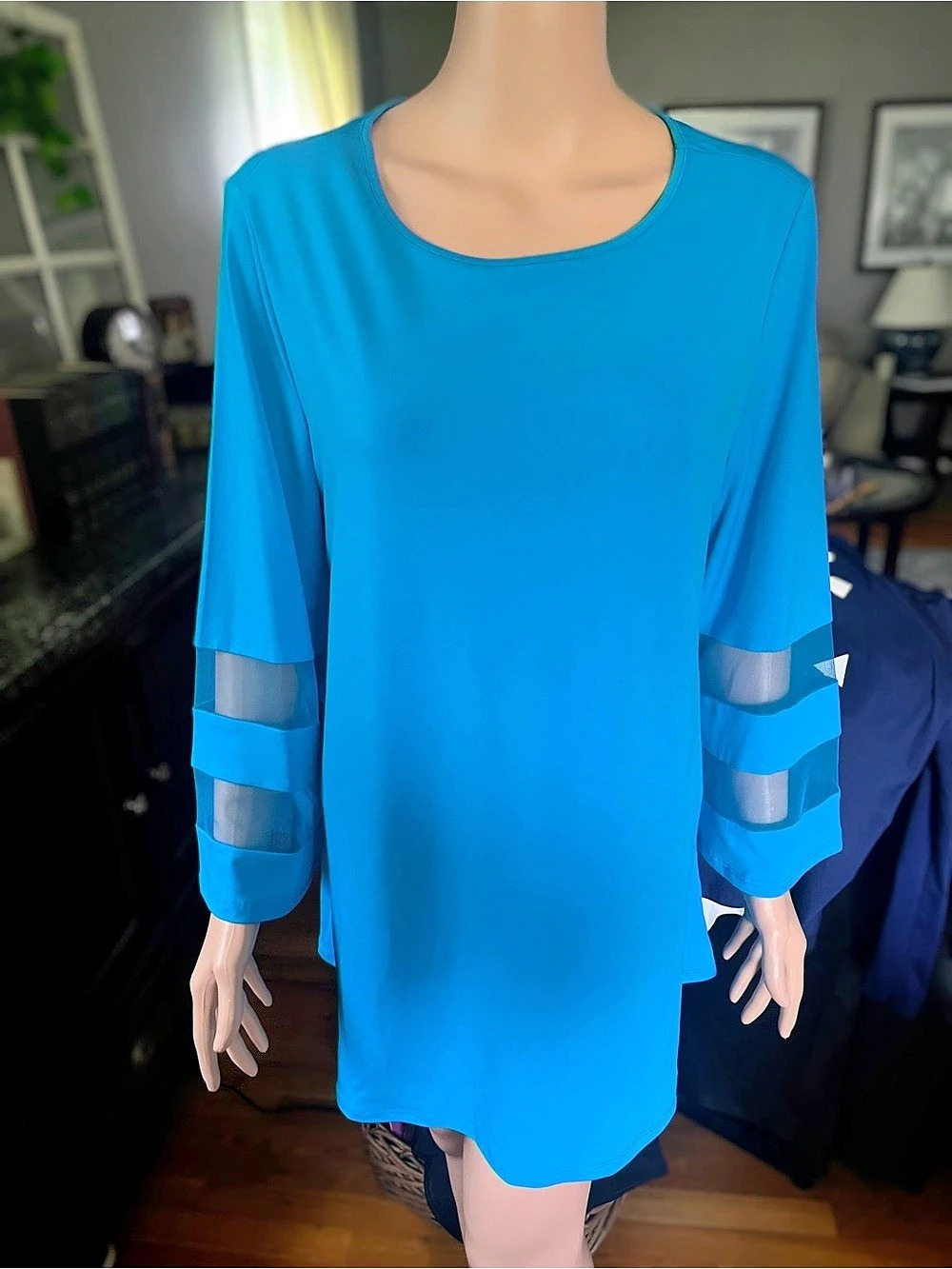 Brand New - Slim Factor by Investments Emma Color Block Sleeve Tunic in Blue Siz